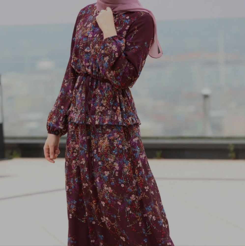Purple floral modest maxi dress, size 6